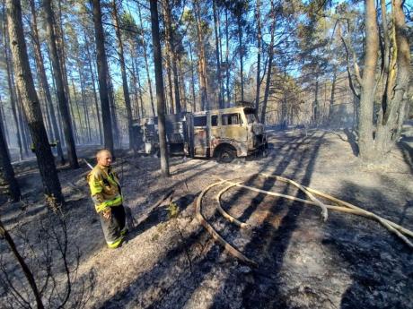 Duży pożar lasu w Nadleśnictwie Bielsk w Leśnictwie Kleszczele